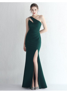Captivating One-Shoulder Black Gala Gown