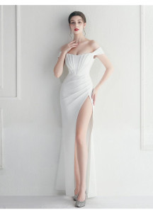 Refinado y Sutilmente Sensual Vestido de Noche Blanco