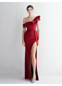 Sofisticado y Escultural Vestido de Noche Azul Marino