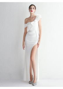 Sofisticado y Escultural Vestido de Noche Azul Marino