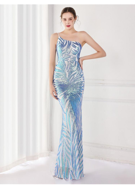 Sparkling and Sophisticated Blend of Blues and Turquoises