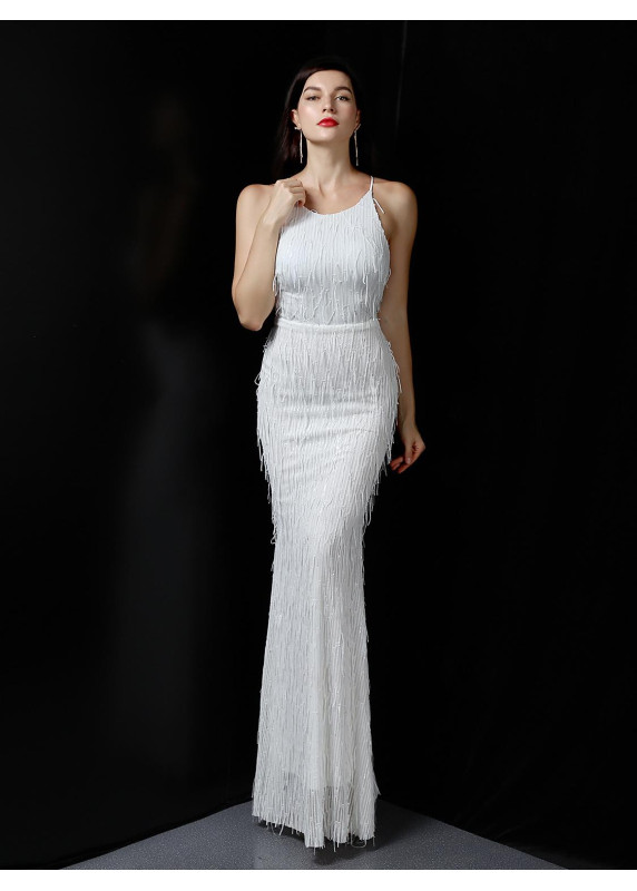 Vestido de Noche Tipo Funda Blanco Adornado con Refinados Volantes