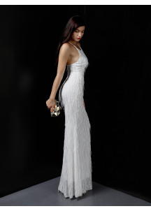 White Sheath Evening Gown Adorned with Refined Fringes