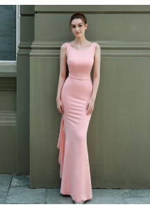 Robe de soirée bordeaux décolleté dans le dos drapé très élégant