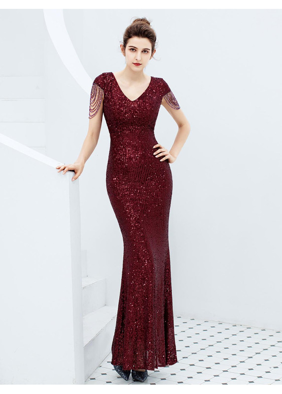 robe de soirée scintillante en bordeaux avec manches pendantes